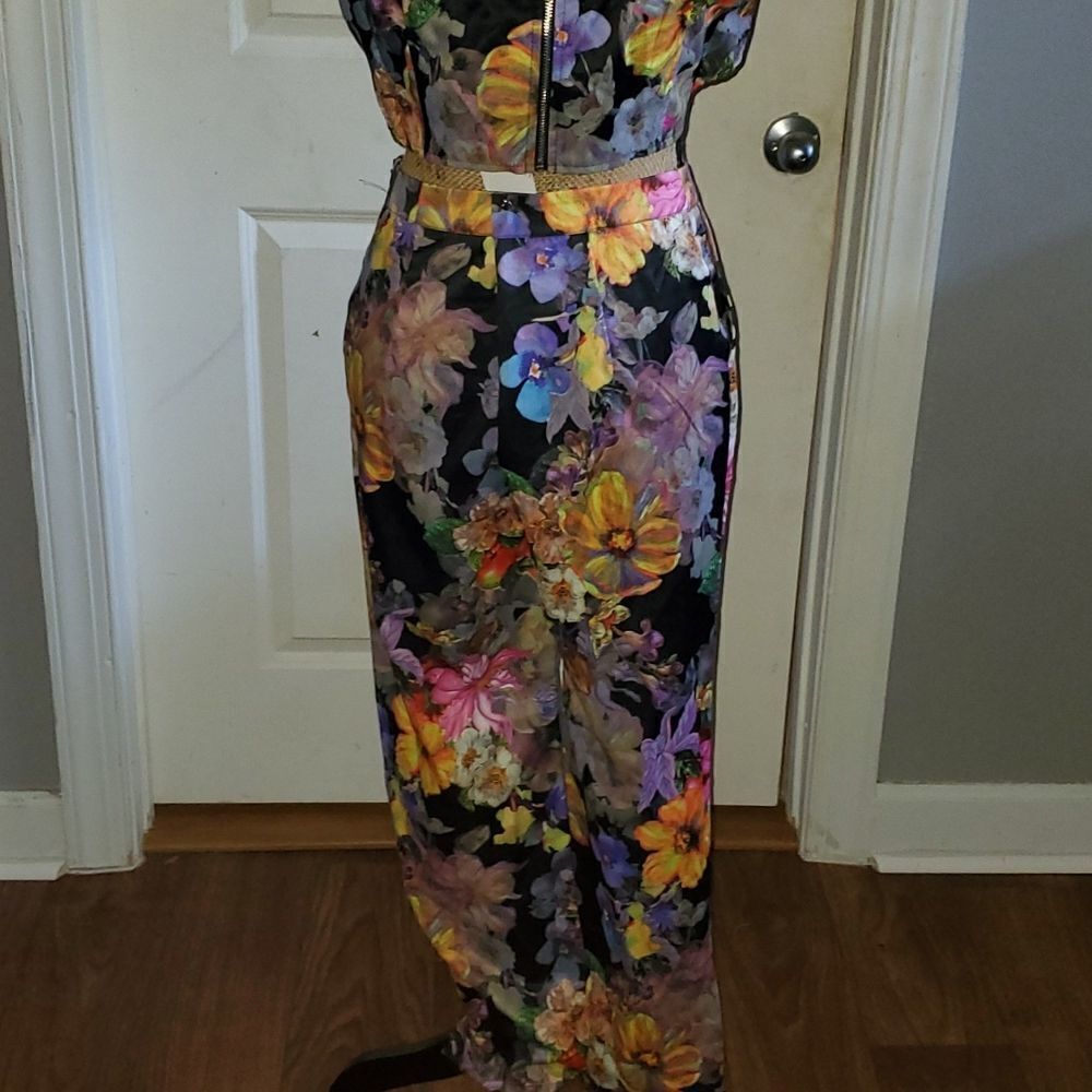 2pc Pant set  - Picture 5 of 9